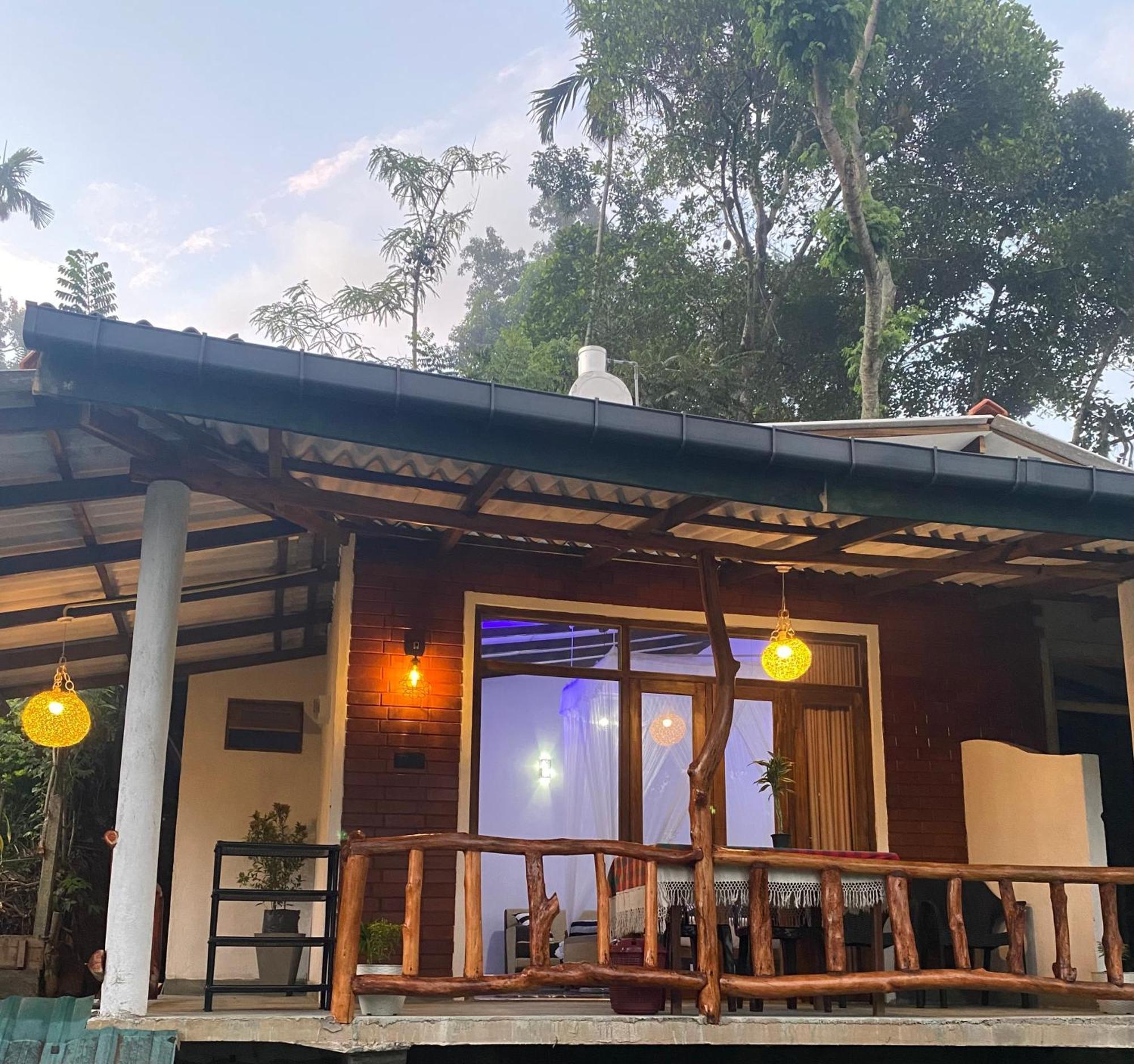 Cozy Homestay Waterfall Road エッラ エクステリア 写真