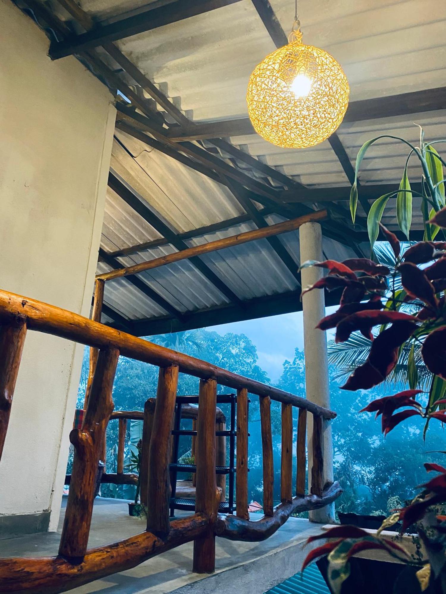 Cozy Homestay Waterfall Road エッラ エクステリア 写真